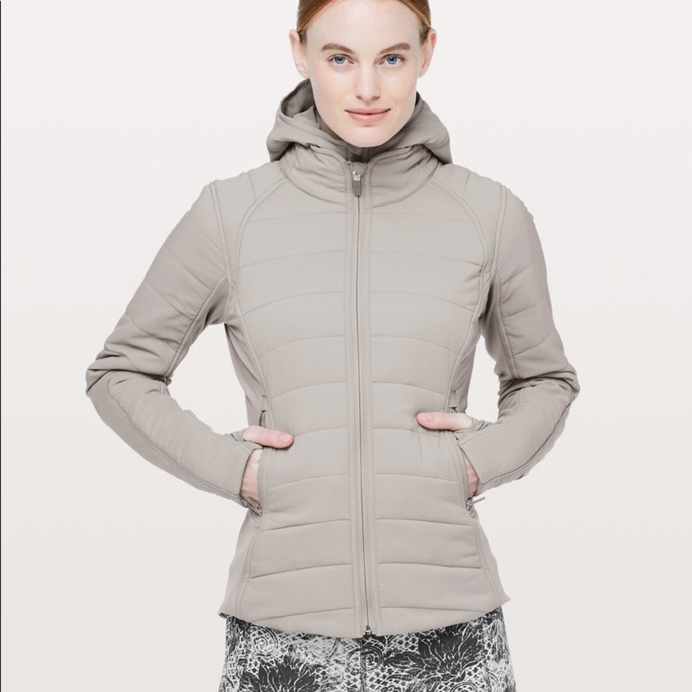 {lululemon} Extra Mile Jacket - Dark Chrome - RARE
